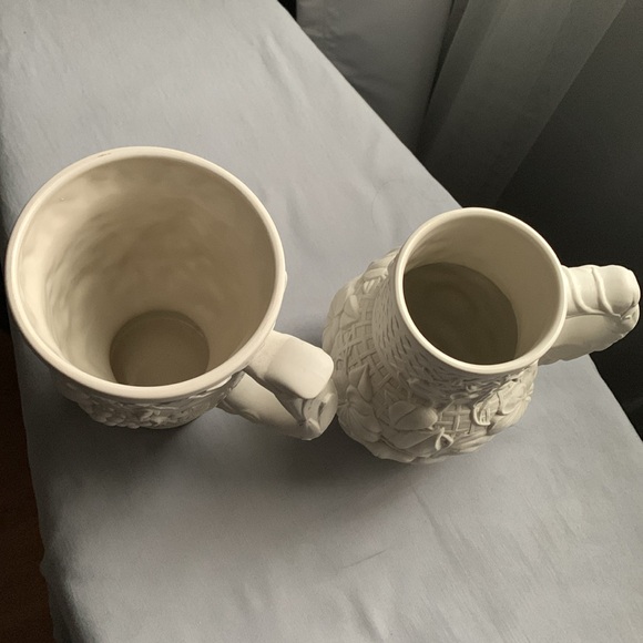 Great pitcher vase made in Brazil 6.75” tall pottery - Picture 4 of 11